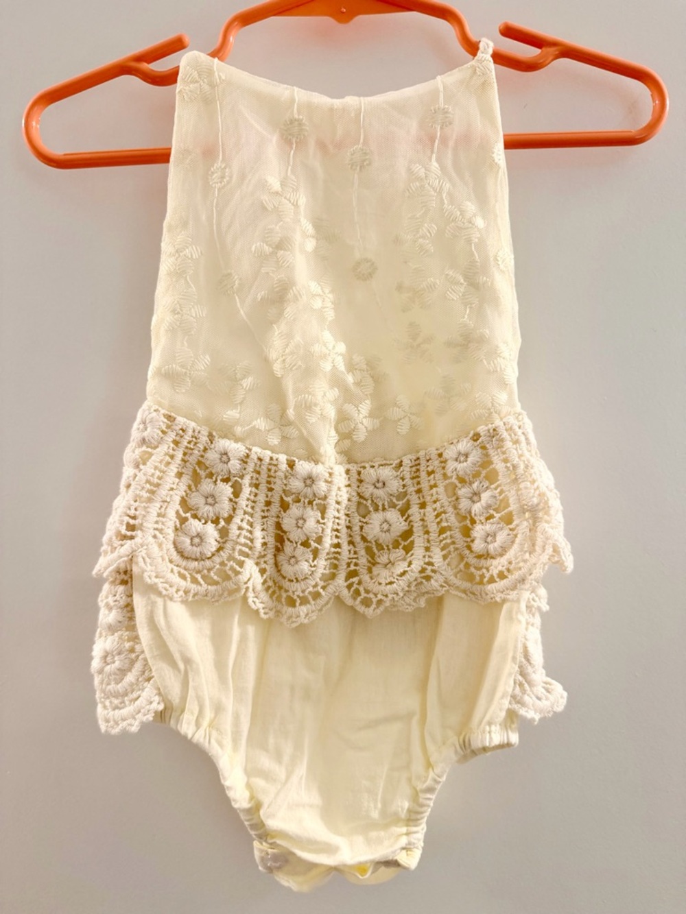 NWOT Cream Crochet Trim Baby Romper Size 6-Months. Perfect for baby Photos